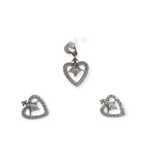 925 Sterling Silver Pendant Set in Heart Shape with Zerkons